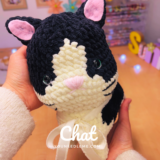 Commande personnalisée "Karen - chat noir/blanc"