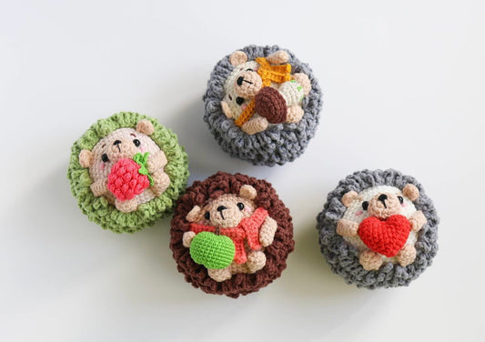 Commande personnalisée « Lara - Hérisson pomme 🍎, Totoro rétro, abeille 🐝 »
